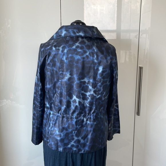 ANN TAYLOR Windbreaker Color-Blue/Black Size-Large EUC - Picture 6 of 8